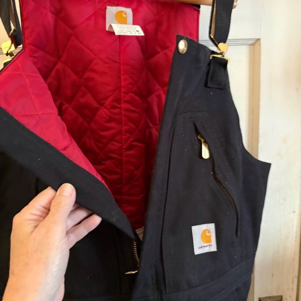 Carhartt bibbers in Black with red Quilt inside Overalls Zipper & snap closures - Picture 2 of 5